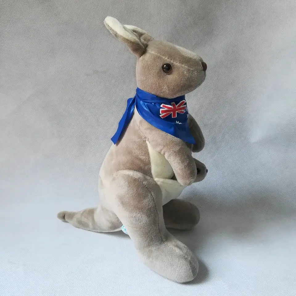 около 30 см сиво кенгуру плюшен играчка с шал със сини флага мека кукла е детска играчка, подарък за рожден ден h2950