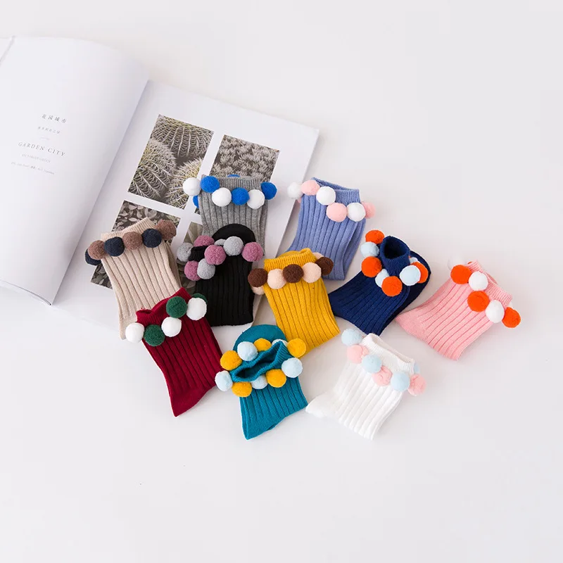 1 чифт прекрасни детски чорапи, есенно-зимни творчески удобни памучни чорапи, ръчно изработени чорапи с кръгло бомбе Изображение 1 